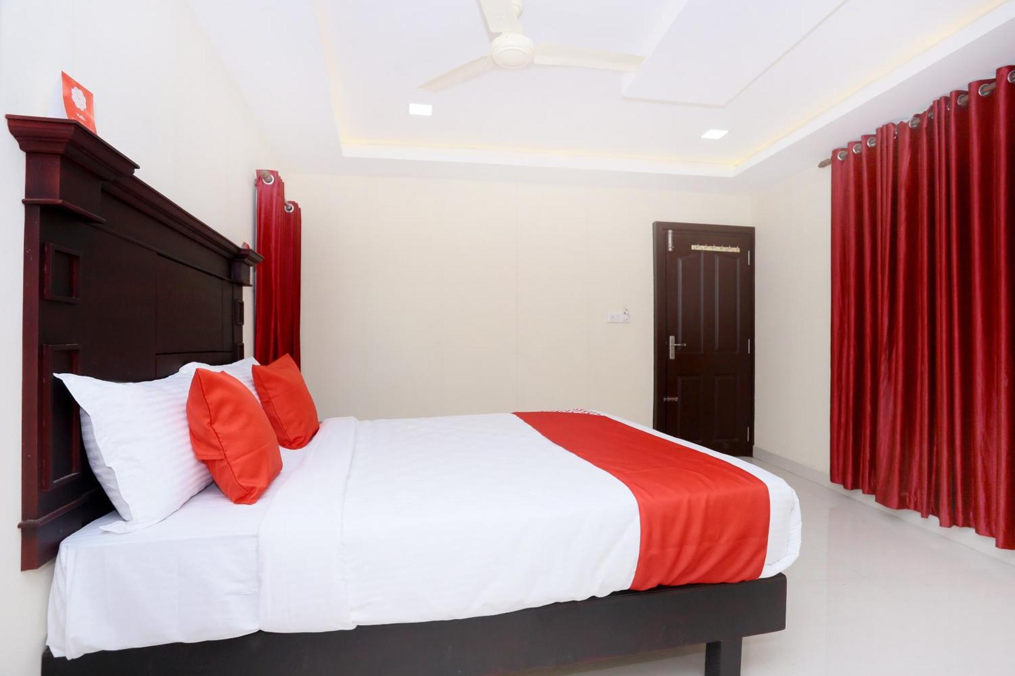 Hotel O Malabar Plaza Kochi Bagian luar foto